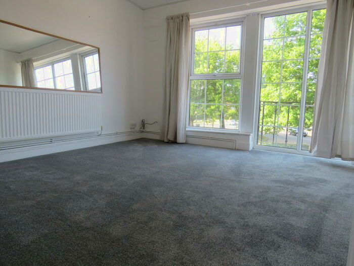 1 Bedroom Apartment To Rent In Cole Green Lane, Welwyn Garden City, AL7