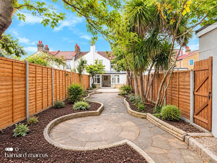 3 Bedroom Property To Rent In Morland Road, Croydon, CR0
