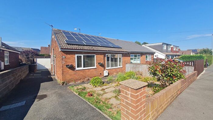 2 Bedroom Bungalow To Rent In Winden Close, Lofthouse, Wakefield, West Yorkshire, WF3