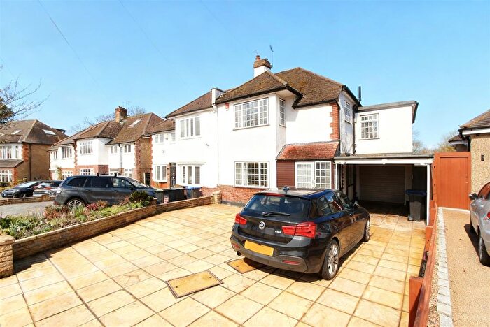 4 Bedroom Semi Detached House For Sale In Oakwood Crescent, London, N21