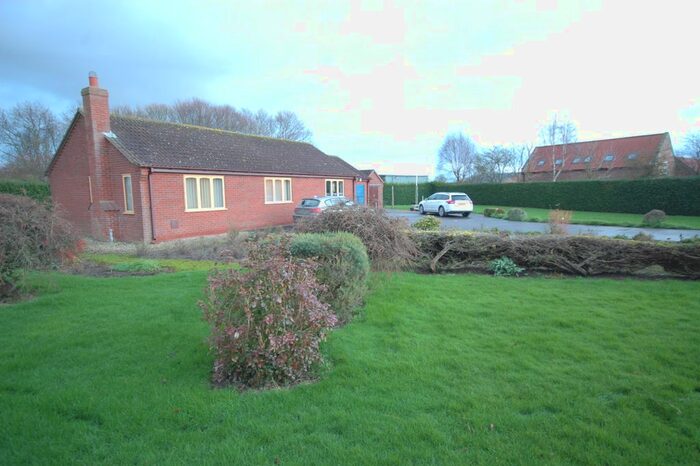 2 Bedroom Detached Bungalow For Sale In Marsh Lane, North Somercotes, Louth, LN11
