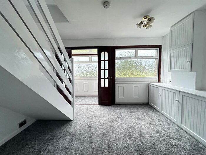 3 Bedroom House To Rent In Northbrooks, Harlow, CM19