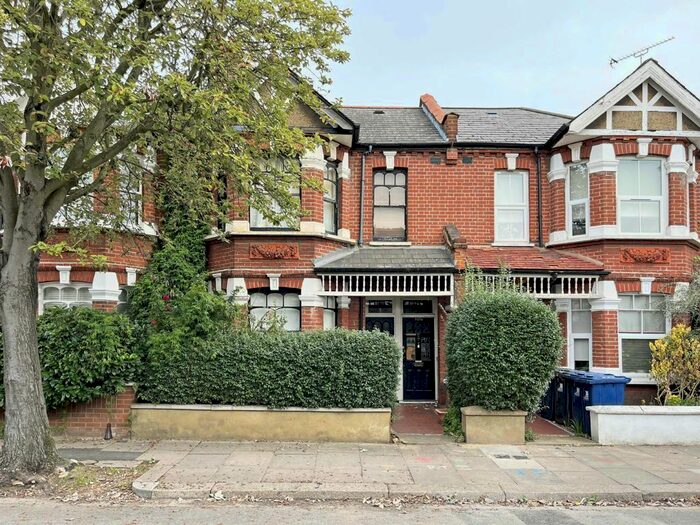 2 Bedroom Flat To Rent In Valetta Road, London, W3