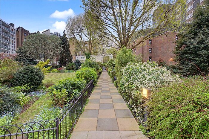 3 Bedroom Flat For Sale In Gloucester Terrace, London, W2