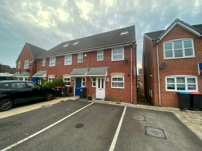 3 Bedroom House To Rent In Blackstairs Road, Ellesmere Port, CH66