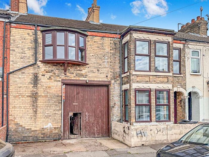 4 Bedroom Terraced House For Sale In St. Matthew Street, Hull, HU3