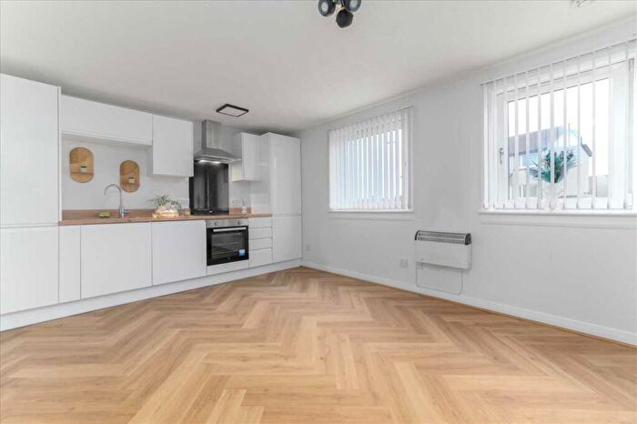 1 Bedroom Apartment For Sale In Morlich Court, Dalgety Bay, KY11