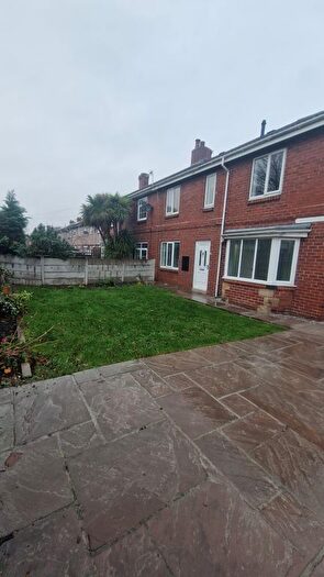 3 Bedroom Semi Detached House To Rent In Houghton Road, Barnsley, S63