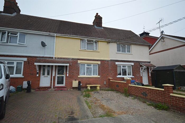 3 Bedroom Terraced House To Rent In Lyons Hall Road, Braintree, CM7