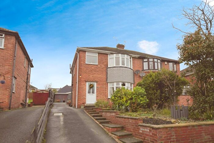 3 Bedroom Semi-Detached House For Sale In Davids Drive, Wingerworth, Chesterfield, S42