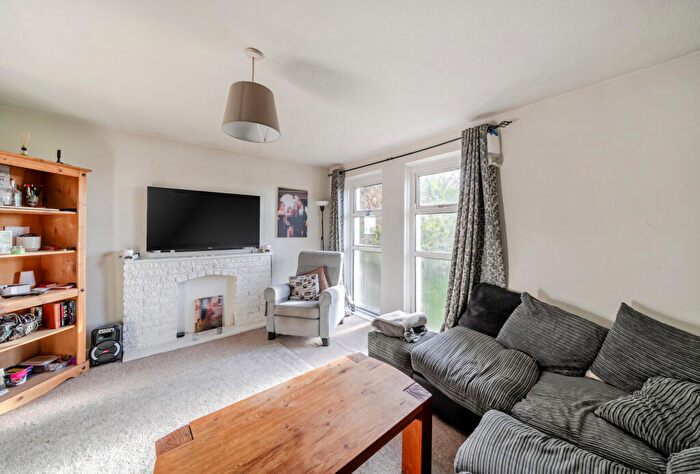 2 Bedroom Apartment For Sale In Huish Court, Radstock, Somerset, BA3