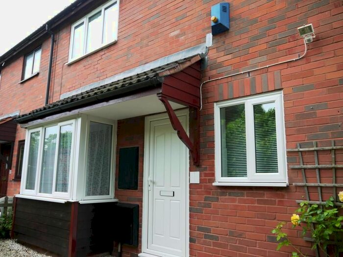 1 Bedroom End Of Terrace House To Rent In Rodgers Close, Elstree, Hertfordshire, WD6