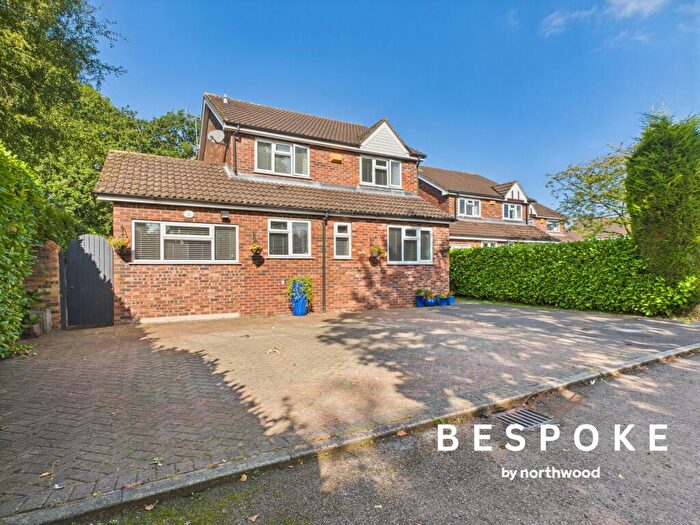 4 Bedroom Detached House For Sale In Nesfield Court, Sandbach, CW11