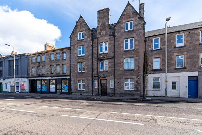 1 Bedroom Flat To Rent In King Street, Perth, PH2