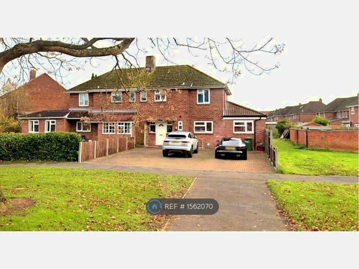 3 Bedroom Semi-Detached House To Rent In Kingsway, Leamington Spa, CV31