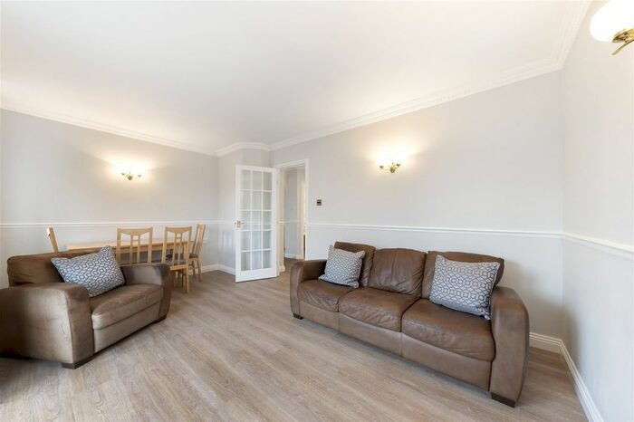 2 Bedroom Flat To Rent In Berisford Mews, St Ann's Crescent, London, SW18