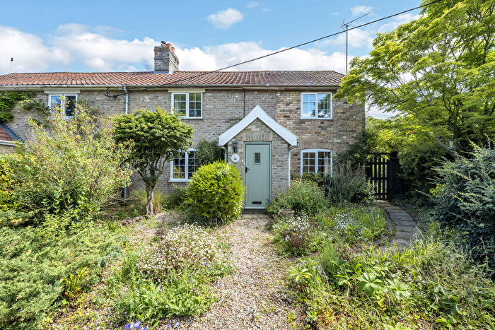 4 Bedroom Cottage For Sale In Rattlesden Road, Drinkstone, IP30