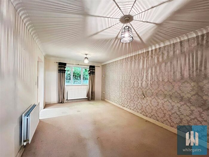 1 Bedroom Flat For Sale In Revive Court, Cowcliffe, Huddersfield, HD2
