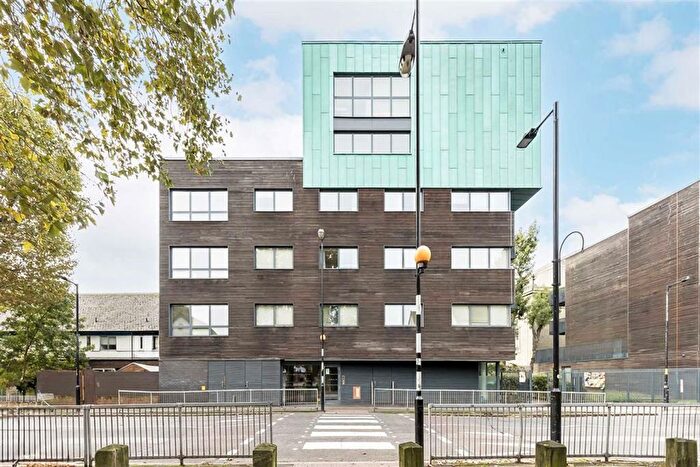 1 Bedroom Flat To Rent In St. James's Road, London, SE16