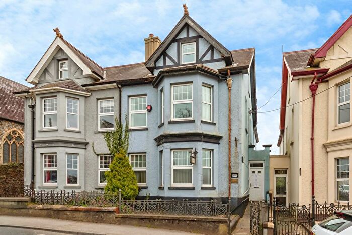 4 Bedroom Semi Detached House For Sale In Morfa Lane, Carmarthen, Carmarthenshire, SA31