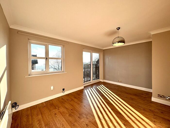 1 Bedroom Maisonette To Rent In Douglas Avenue, Carlton, Nottingham, NG4