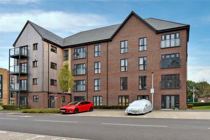 1 Bedroom Apartment To Rent In Millard Place, Arborfield Green, Reading, Berkshire, RG2