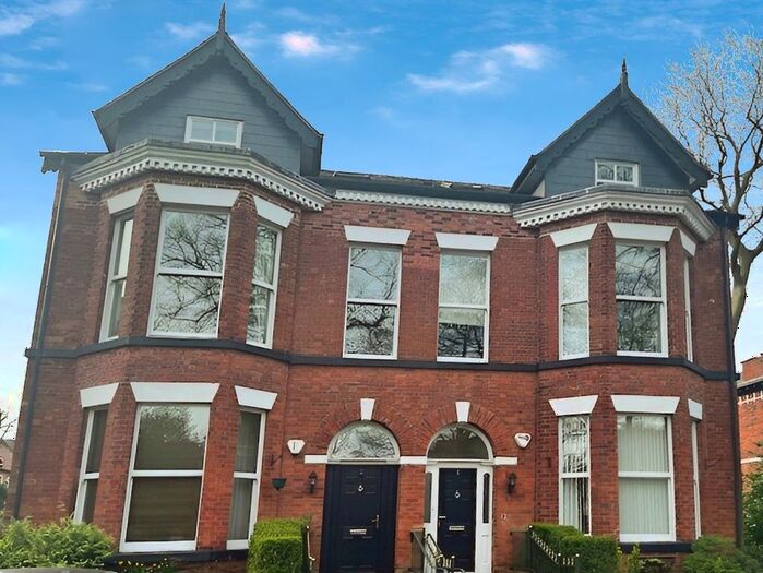2 Bedroom Flat To Rent In Heaton Moor Road, Stockport, Cheshire, SK4