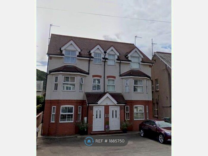 1 Bedroom Flat To Rent In Mostyn Avenue, Llandudno, LL30