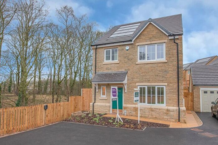 3 Bedroom Detached House For Sale In Lindley Moor Avenue, Skipton, BD23