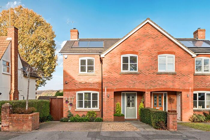 3 Bedroom Semi-Detached House For Sale In Chestnut Drive, Berkhamsted, HP4
