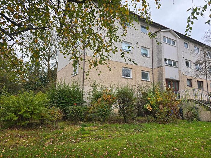 2 Bedroom Flat To Rent In Fleming Place, East Kilbride, G75