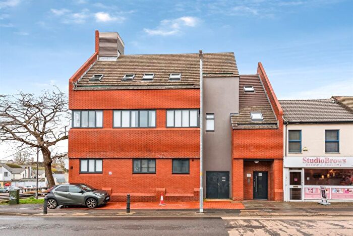 1 Bedroom Apartment For Sale In Commercial Road, Swindon, SN1