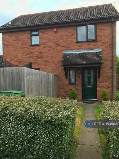 3 Bedroom Detached House To Rent In Broomlee, Milton Keynes, MK13