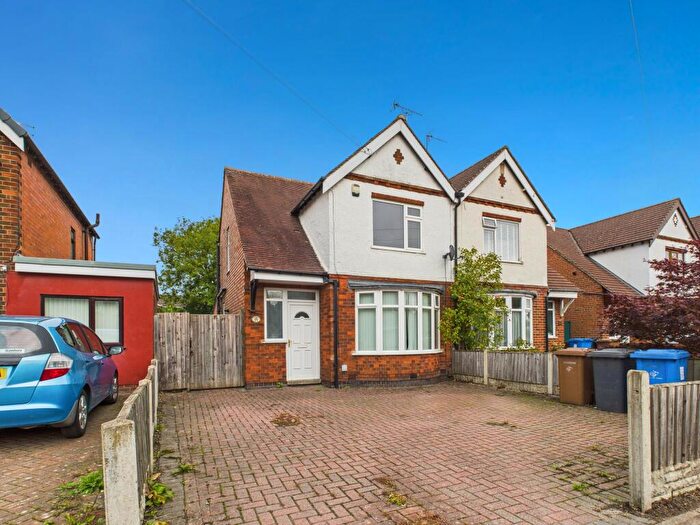 3 Bedroom Semi-Detached House For Sale In Havenbaulk Lane, Littleover, DE23