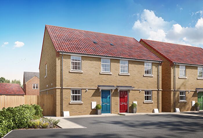 3 Bedroom Semi-Detached House For Sale In Great North Road, Fernwood, Newark, NG24