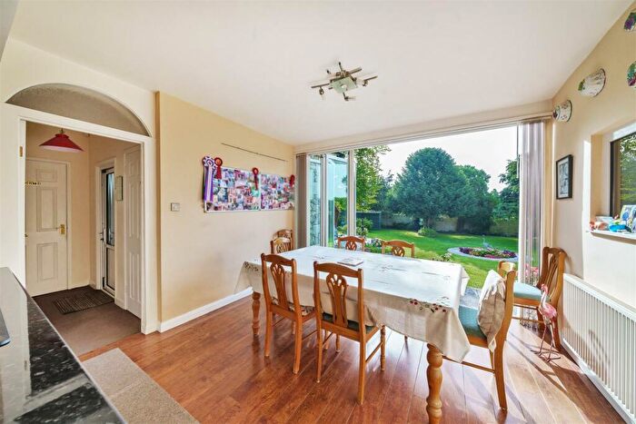 4 Bedroom Detached House For Sale In Manor Road, Dorchester, DT1