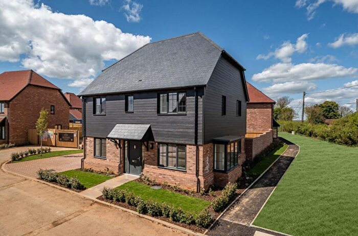 4 Bedroom Detached House For Sale In Spitfire Meadow Development, Cauldham Lane, CT18