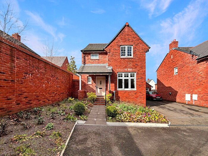 3 Bedroom Detached House For Sale In Chartist Rise, Pontllanfraith, NP12