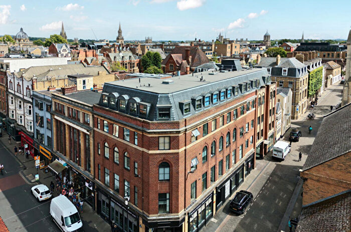 1 Bedroom Apartment For Sale In New Inn Hall Street, Oxford, Oxfordshire, OX1