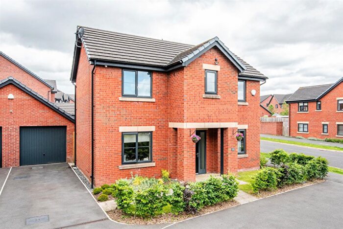 4 Bedroom Detached House For Sale In Wychwood Grove, Leyland, PR25