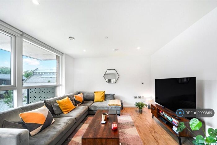 2 Bedroom Flat To Rent In Danson Mews, London, SE17