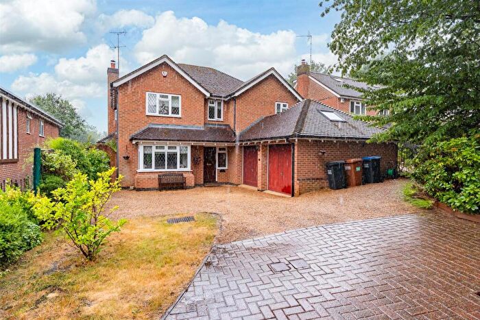 4 Bedroom Detached House To Rent In Oaklea, Welwyn, AL6