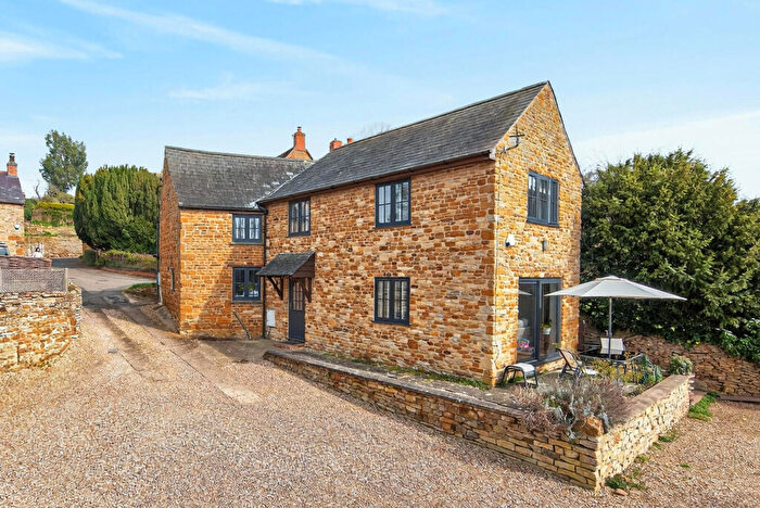 3 Bedroom Cottage For Sale In Corby Road, Cottingham, Market Harborough, LE16