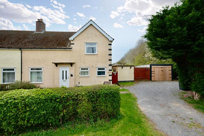 3 Bedroom Semi Detached House For Sale In School Road, Broughton, Huntingdon, PE28