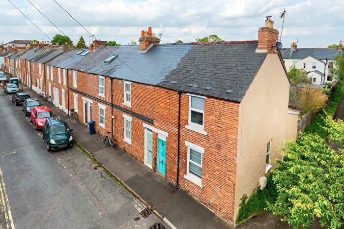 2 Bedroom Terraced House For Sale In Earl Street, West Oxford, OX2