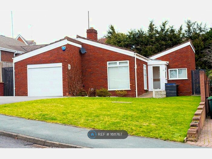 3 Bedroom Detached House To Rent In Longleat, Birmingham, B43