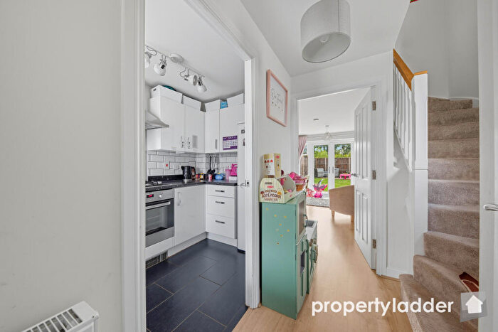 2 Bedroom Semi-Detached House For Sale In Flag Cutters Way, Horsford, NR10