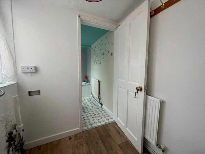 4 Bedroom Property To Rent In Havelock Crescent, Bridlington, YO16