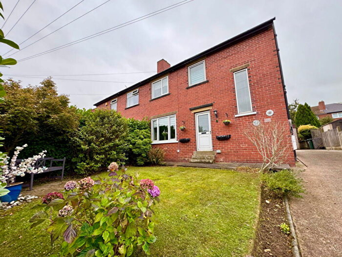 3 Bedroom Semi Detached House For Sale In Park Avenue, Penistone, Sheffield, S36