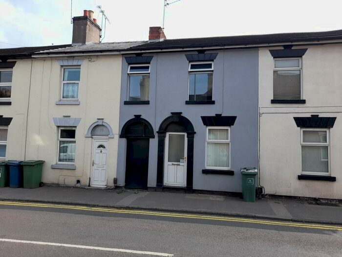 2 Bedroom House To Rent In Sandon Road, Stafford, ST16